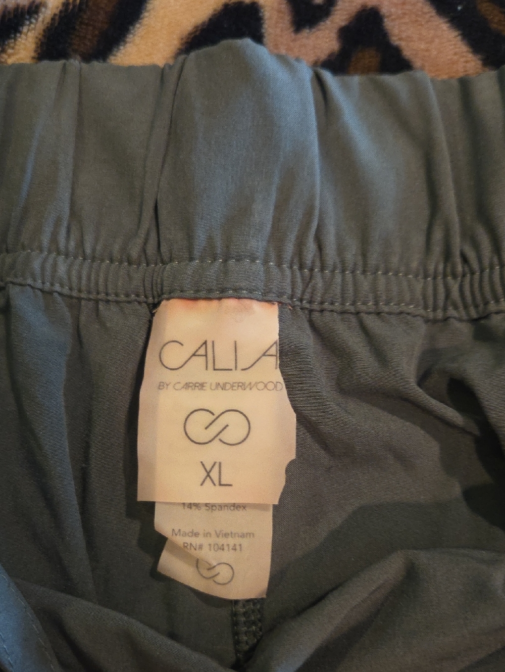 CALIA by Carrie Underwood Olive Green Active Shorts XL